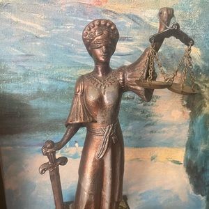 Bronze statue of lady Justice. Perfect gift for lawyer or judge. Great size!